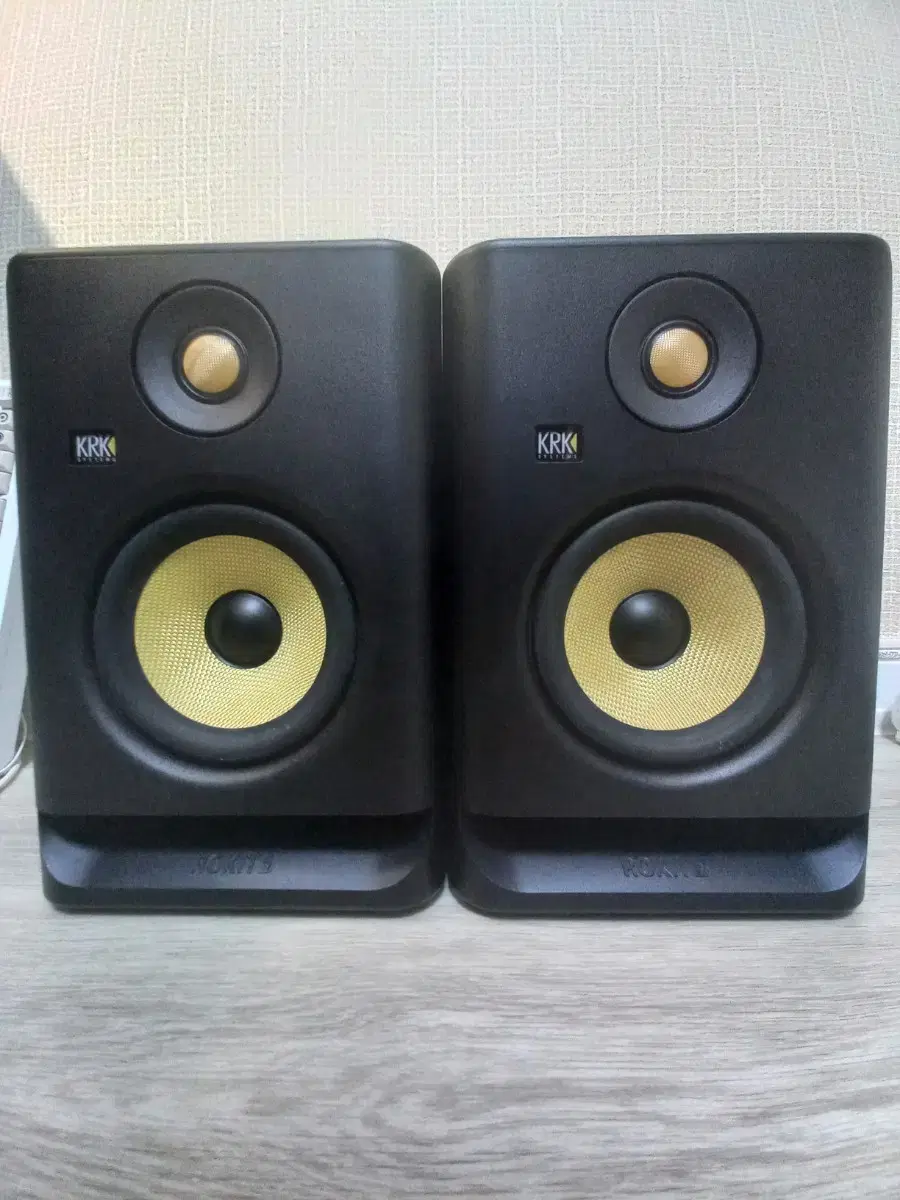 krk rokit 5 g4스피커